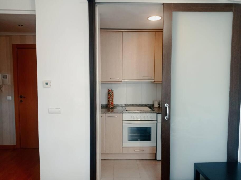 Acogedor Apartamento Con Piscina Y Garaje Appartement Huesca Buitenkant foto